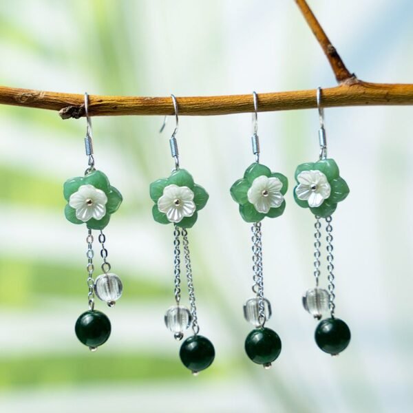 Green Jade Flower Clear Quartz Beads Earrings